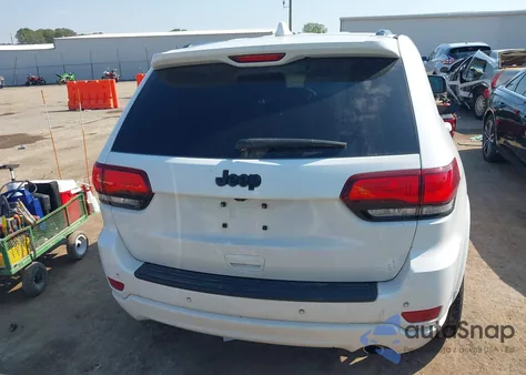 2021 Jeep Grand Cherokee Laredo X 4X2 from USA, damaged, VIN 1C4RJEAG9MC517489